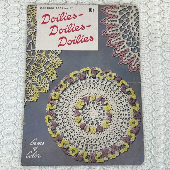Lot of (8) Doilies Magazines Vintage Instructional Patterns 70s and 80s - Picture 4 of 9